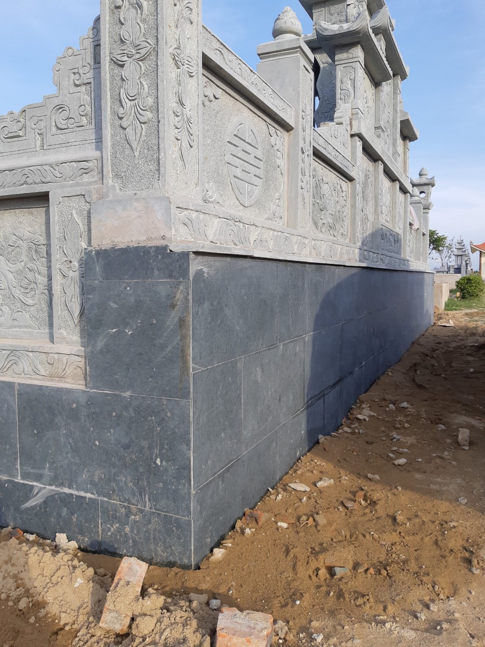 Đá ốp lăng mộ tại Nghệ An